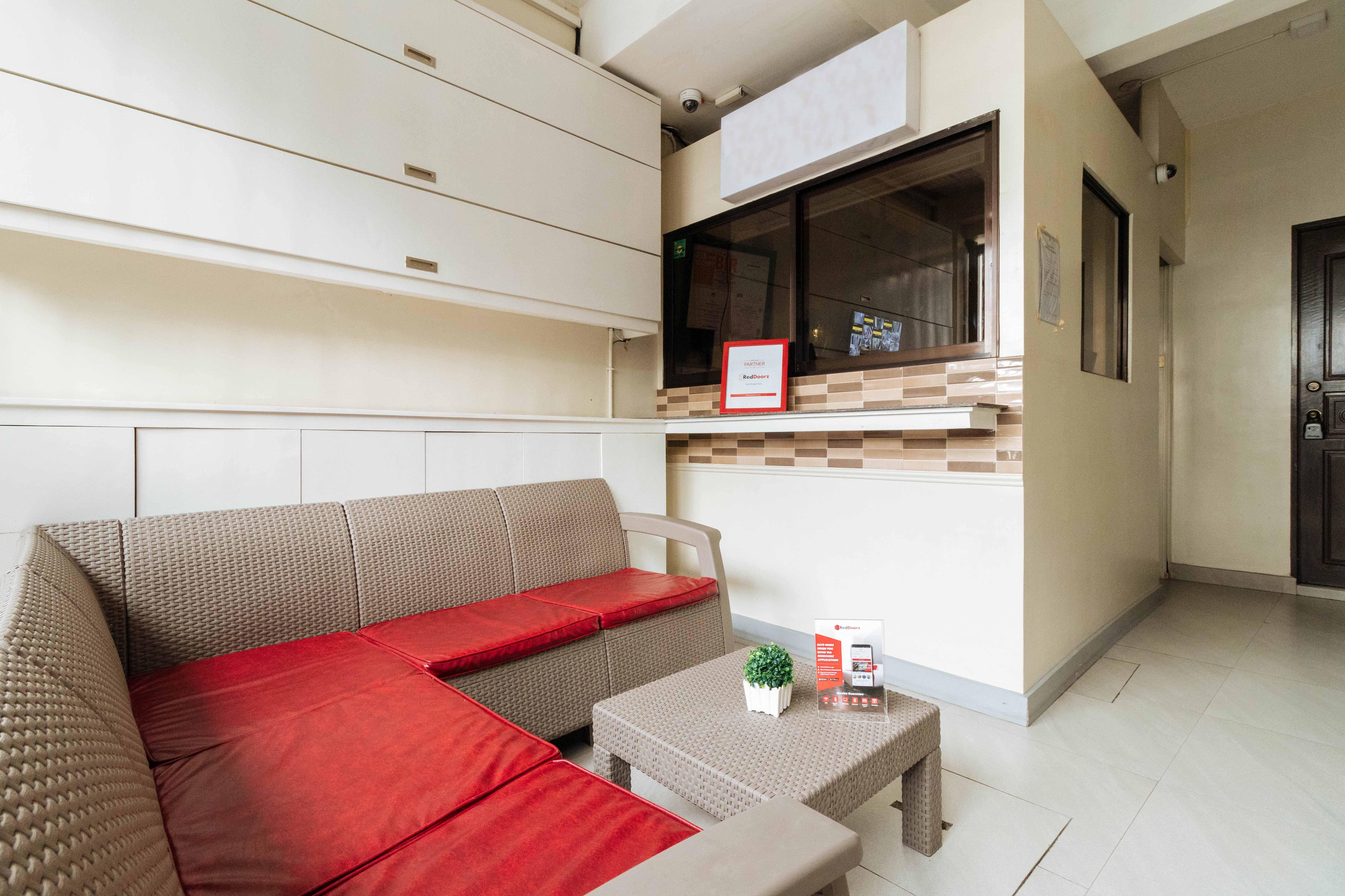 Reddoorz Near Naia Terminal 1 Hotel Paranaque City Bagian luar foto