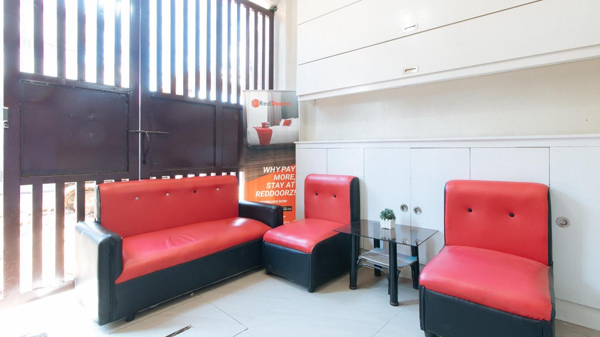 Reddoorz Near Naia Terminal 1 Hotel Paranaque City Bagian luar foto